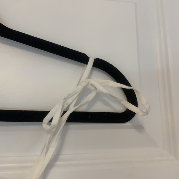 Cute Crunched Top - Picture 2 of 4